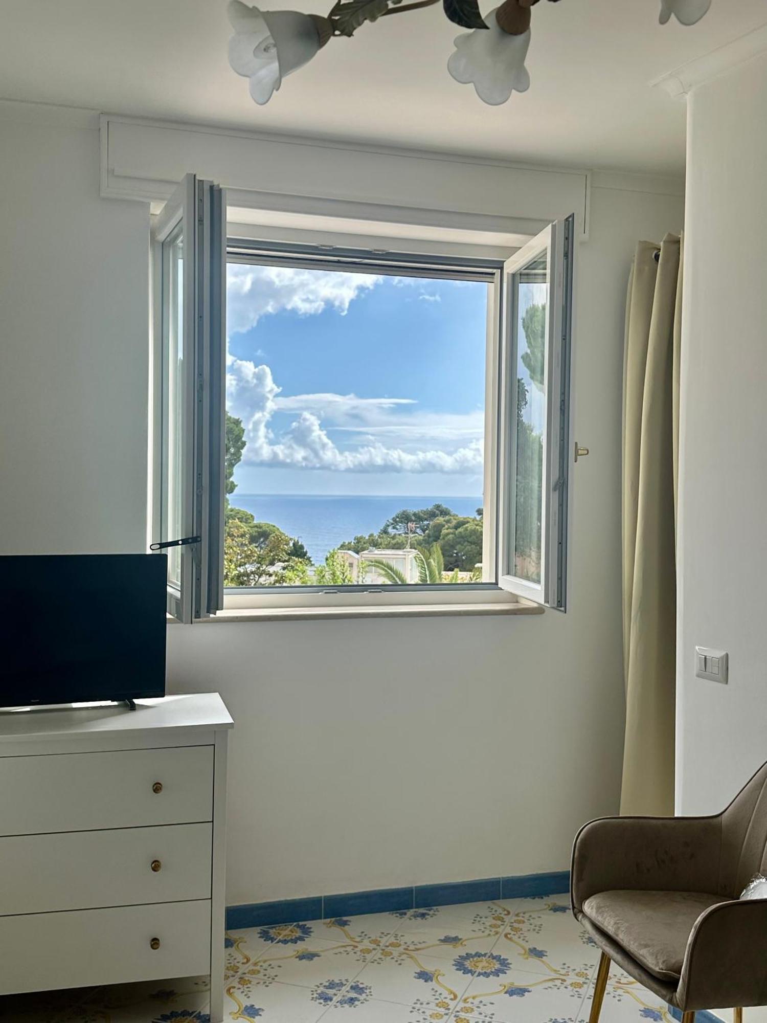 Vila Capri Joy Exteriér fotografie