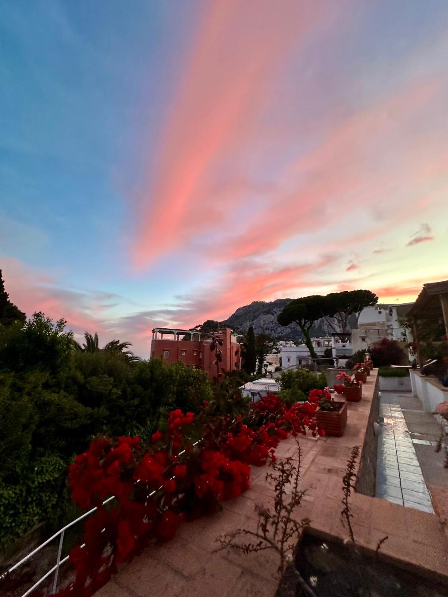 Vila Capri Joy Exteriér fotografie