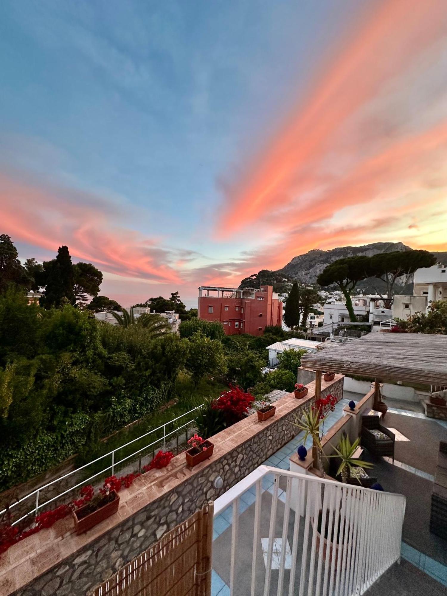 Vila Capri Joy Exteriér fotografie